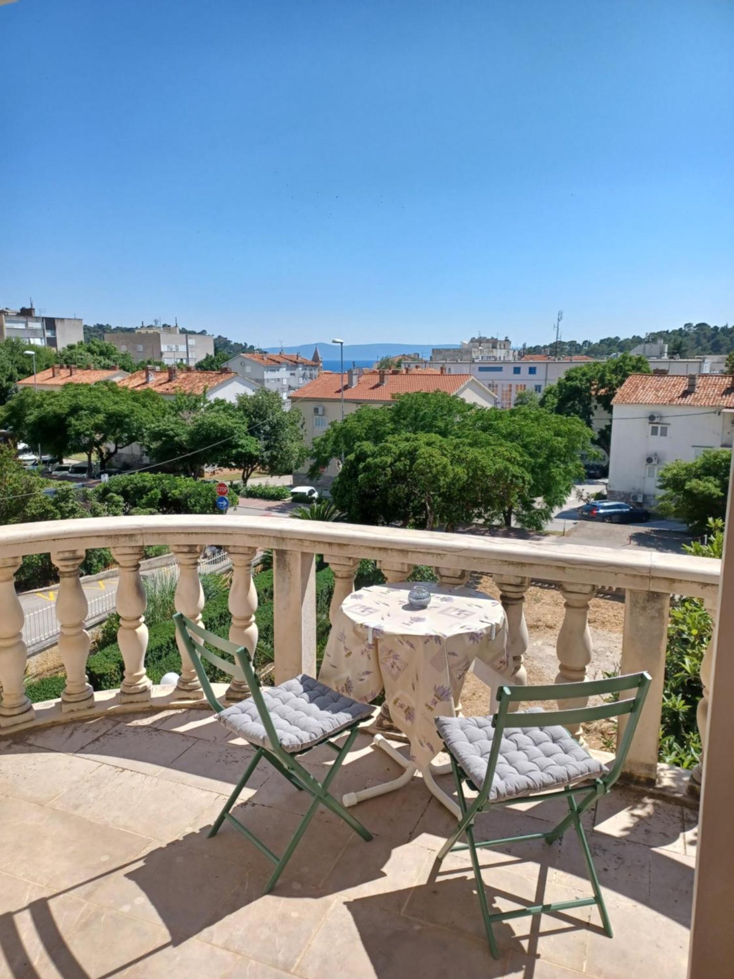 Apartments Emilija Makarska Rum bild